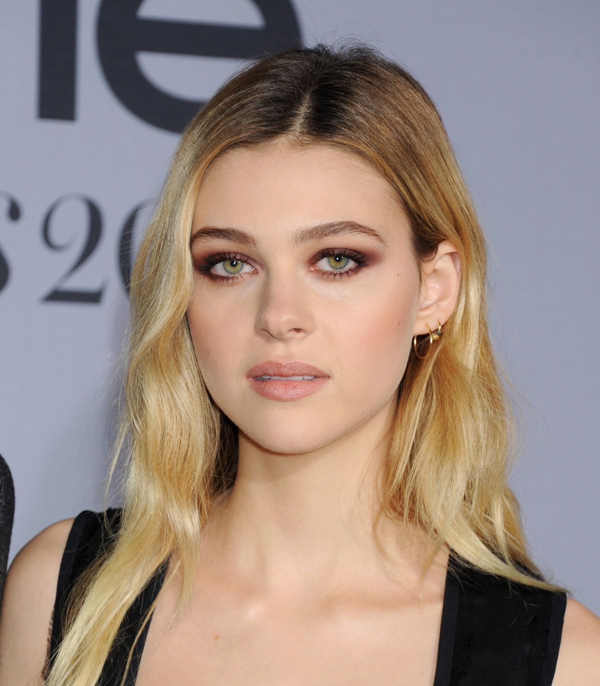 nicola peltz